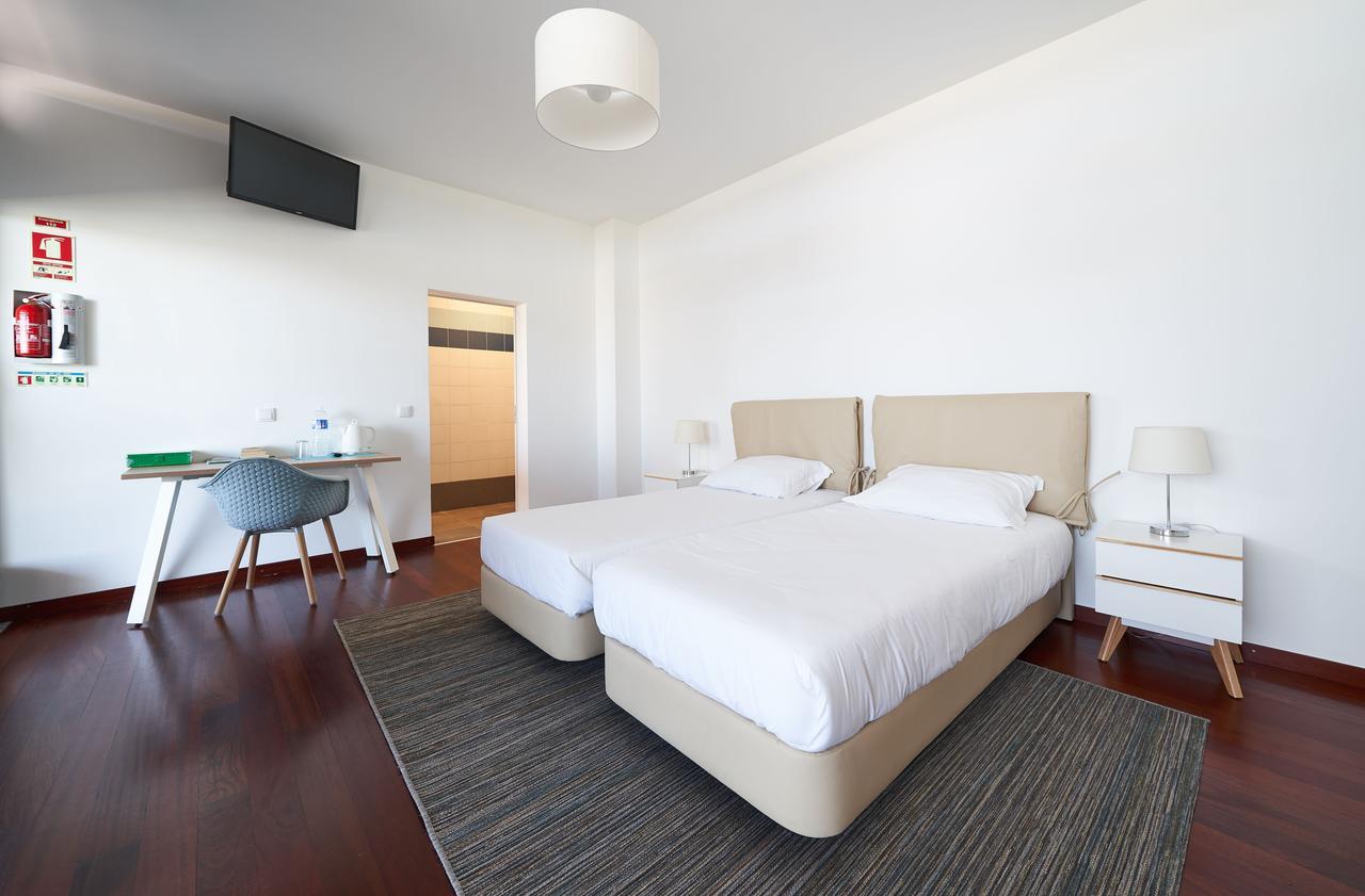 Marina Rooms Calheta  Extérieur photo